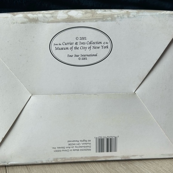 unused vintage Jo Ann’s Christmas village house - Picture 9 of 9